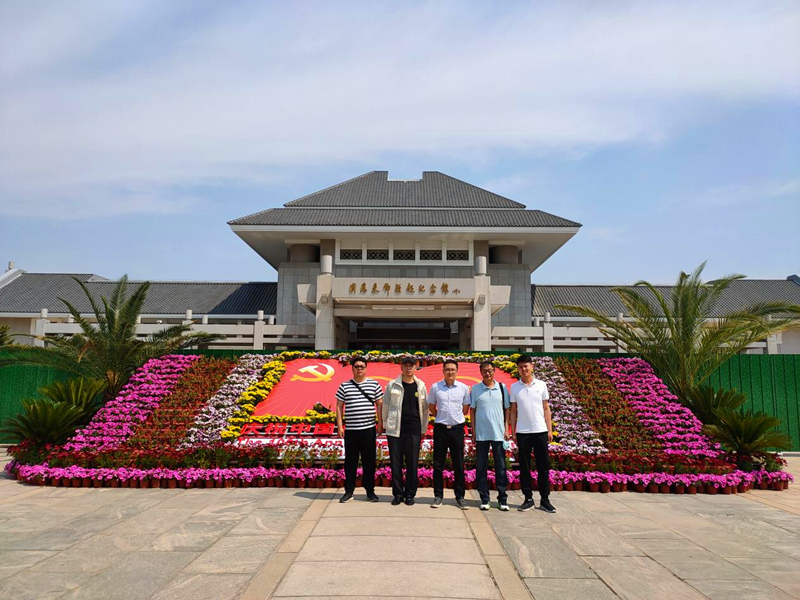 天津公司參觀周鄧紀念館，緬懷革命先烈