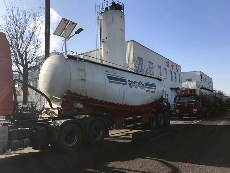 逆勢上揚 公司經營再“升溫”1.png