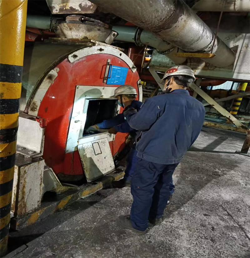 選煤公司：春節我在崗 保駕護航不打烊2.png