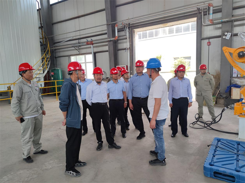 方剛一行到鑫爾特公司開展調查研究